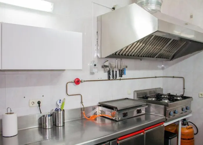 Hoyo De Lobos بيت شباب Hoyocasero